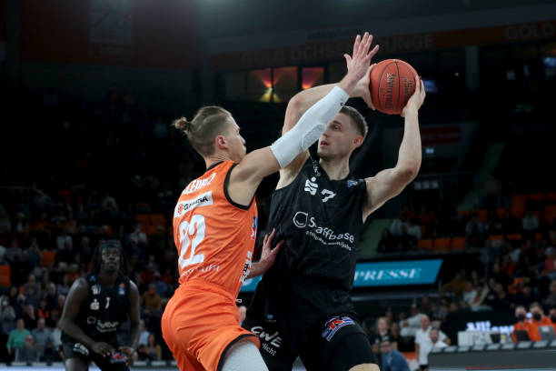 郭士强轻视 郭士强轻视