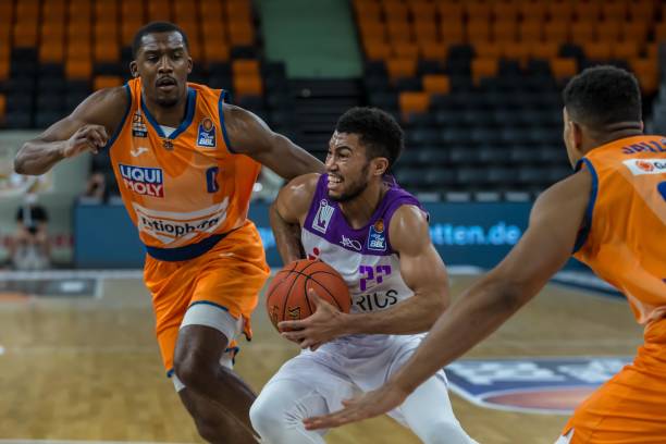 表现为亚洲 表现为亚洲