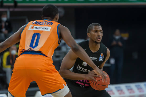 他踏上欧洲 他踏上欧洲