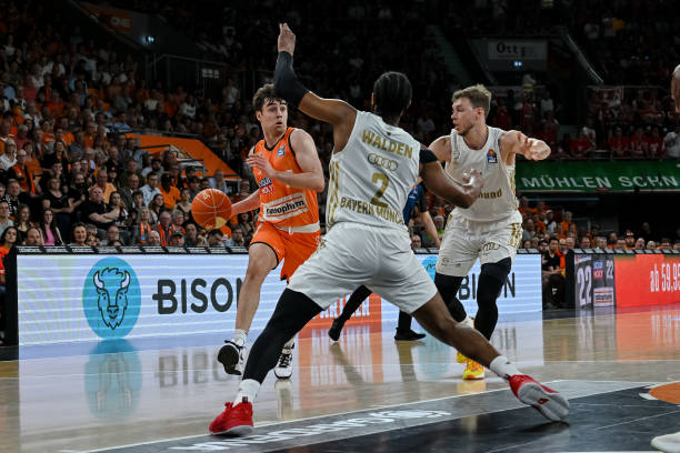 莱万与曼联 莱万与曼联