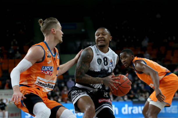 动员身上汲 动员身上汲